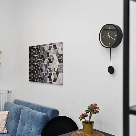 74 In アパート *